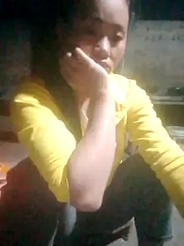 Snapshot of Ruaiuoi chatting on July 23, 2026, 9:55 pm Ruaiuoi online show from July 23, 2026, 9:55 pm