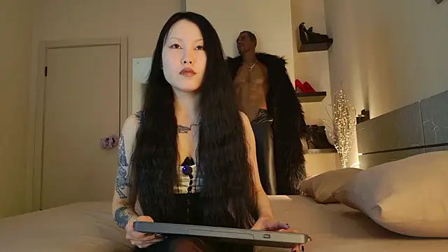 Snapshot of PurpleD1va chatting on February 16, 2026, 1:32 pm PurpleD1va online show from February 16, 2026, 1:32 pm