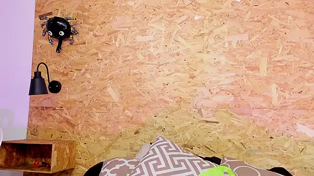 Snapshot of santiblack7 chatting on November 6, 2025, 7:18 pm santiblack7 online show from November 6, 2025, 7:18 pm