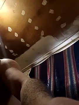 Snapshot of lucho2328 chatting on October 27, 2025, 10:33 pm lucho2328 online show from October 27, 2025, 10:33 pm