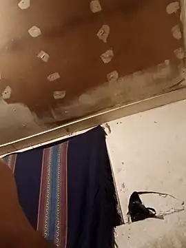 Snapshot of lucho2328 chatting on October 19, 2025, 6:16 am lucho2328 online show from October 19, 2025, 6:16 am