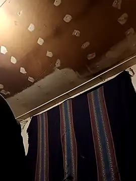 Snapshot of lucho2328 chatting on October 25, 2025, 4:11 am lucho2328 online show from October 25, 2025, 4:11 am