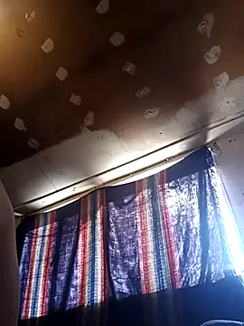 Snapshot of lucho2328 chatting on October 4, 2025, 8:21 pm lucho2328 online show from October 4, 2025, 8:21 pm