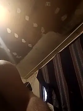 Snapshot of lucho2328 chatting on November 1, 2025, 11:31 pm lucho2328 online show from November 1, 2025, 11:31 pm