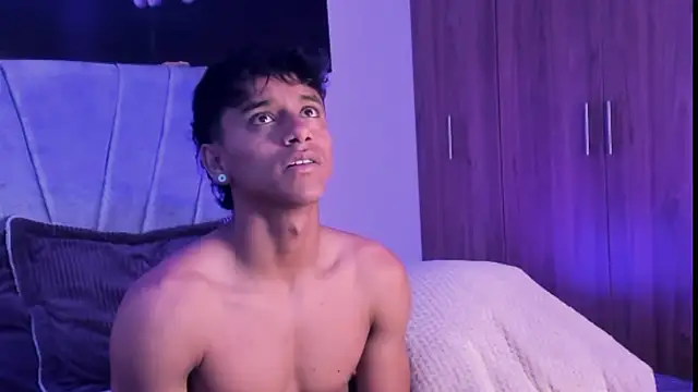 Snapshot of ZYZZ1312 chatting on September 19, 2025, 5:17 pm ZYZZ1312 online show from September 19, 2025, 5:17 pm