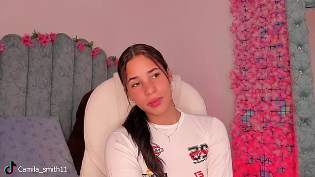 Camila Smith 22 online show from September 16, 2025, 3:29 am