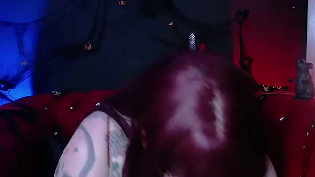 Snapshot of Venus_Rock chatting on October 26, 2025, 3:51 am Venus Rock online show from October 26, 2025, 3:51 am