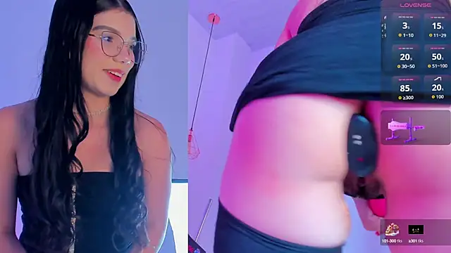 Snapshot of Sarita__Gomez chatting on October 2, 2025, 5:22 am Sarita Gomez online show from October 2, 2025, 5:22 am