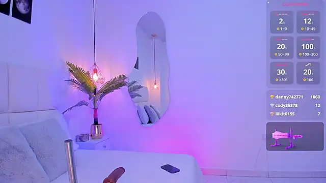 Snapshot of Sarita__Gomez chatting on September 10, 2025, 5:28 am Sarita Gomez online show from September 10, 2025, 5:28 am