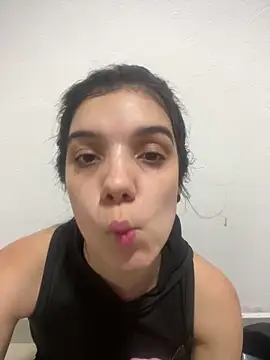 Snapshot of Sarita__Gomez chatting on October 28, 2025, 3:51 am Sarita Gomez online show from October 28, 2025, 3:51 am