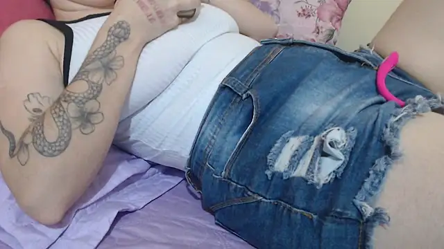 Snapshot of ayanahot_ chatting on September 25, 2025, 3:29 pm ayanahot  online show from September 25, 2025, 3:29 pm