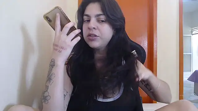 Snapshot of ayanahot_ chatting on September 24, 2025, 2:23 pm ayanahot  online show from September 24, 2025, 2:23 pm