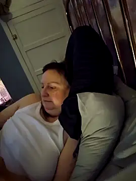 Snapshot of Naughtiness-but-Nice chatting on October 26, 2025, 12:27 pm Naughtiness-but-Nice online show from October 26, 2025, 12:27 pm