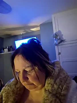 Snapshot of Naughtiness-but-Nice chatting on October 19, 2025, 8:55 pm Naughtiness-but-Nice online show from October 19, 2025, 8:55 pm