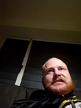 Snapshot of svenni2525 chatting on November 16, 2025, 6:56 pm svenni2525 online show from November 16, 2025, 6:56 pm