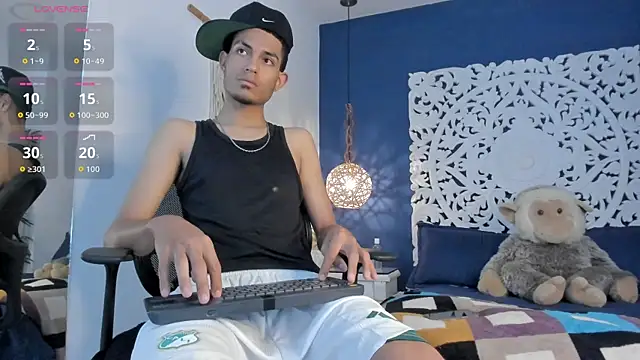 Adonis WB online show from September 19, 2025, 9:35 am