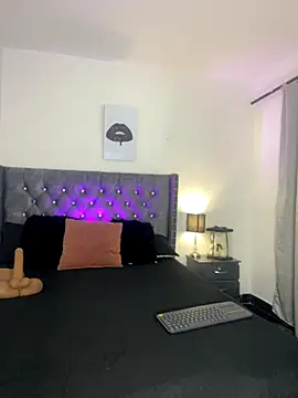 sofii escobar online show from October 18, 2025, 6:59 am