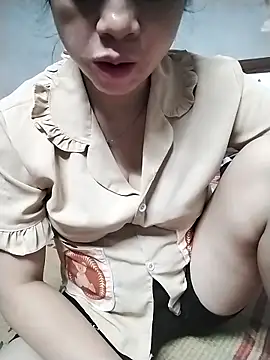 Snapshot of Mie_rose chatting on September 22, 2025, 1:06 pm Mie rose online show from September 22, 2025, 1:06 pm