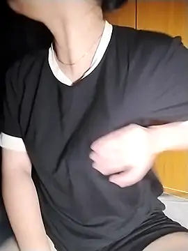 Snapshot of Mie_rose chatting on October 5, 2025, 10:44 pm Mie rose online show from October 5, 2025, 10:44 pm