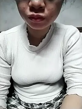 Mie rose online show from February 10, 2026, 12:59 pm