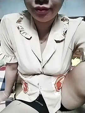 Snapshot of Mie_rose chatting on October 1, 2025, 2:43 pm Mie rose online show from October 1, 2025, 2:43 pm