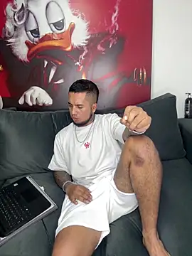 hot miguel online show from September 23, 2025, 2:40 am