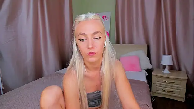 mishapallmer online show from July 14, 2026, 7:42 pm