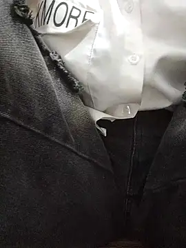 ahoa Tk online show from September 9, 2025, 2:10 am