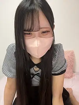 noa uxu online show from September 19, 2025, 5:11 am