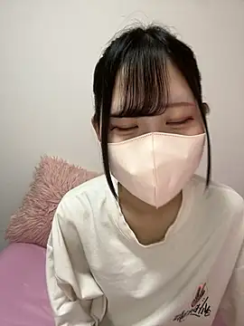 noa uxu online show from September 30, 2025, 1:11 am