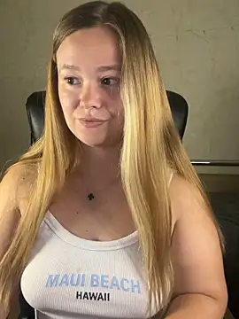 Snapshot of CaramelleSugar_ chatting on September 25, 2025, 5:30 pm CaramelleSugar online show from September 25, 2025, 5:30 pm