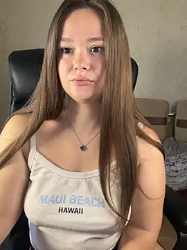 Snapshot of CaramelleSugar_ chatting on October 27, 2025, 12:17 pm CaramelleSugar online show from October 27, 2025, 12:17 pm