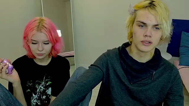 Bonnie And C1yde online show from October 21, 2025, 5:12 pm