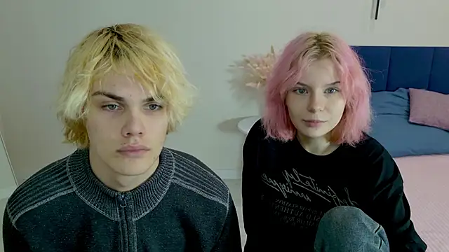 Bonnie And C1yde online show from November 1, 2025, 5:07 pm