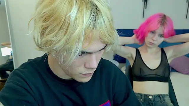 Bonnie And C1yde online show from October 12, 2025, 5:14 pm