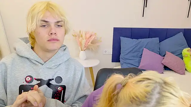 Bonnie And C1yde online show from October 1, 2025, 5:06 pm