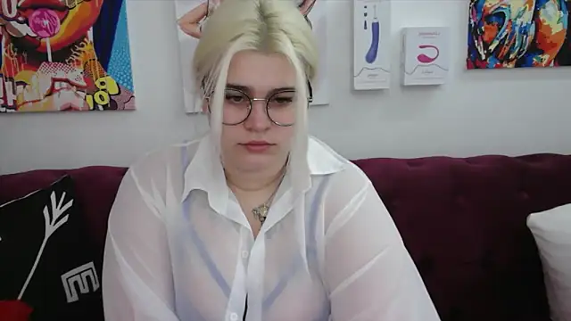 Amber Monro online show from October 1, 2025, 1:11 am