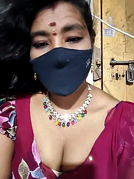 Snapshot of srav43 chatting on October 11, 2025, 5:47 pm srav43 online show from October 11, 2025, 5:47 pm