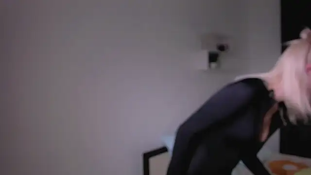Snapshot of petite_mermaid chatting on October 6, 2025, 6:30 pm petite mermaid online show from October 6, 2025, 6:30 pm