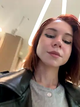 Snapshot of RosieSecret chatting on September 23, 2025, 7:04 am RosieSecret online show from September 23, 2025, 7:04 am