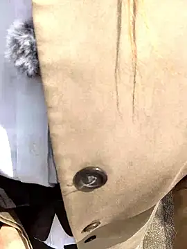 pink-mai online show from March 30, 2026, 3:08 am