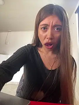 Sara-cooper2 online show from October 14, 2025, 5:24 pm