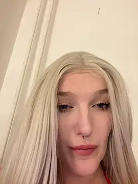 Snapshot of lovecassyrose chatting on October 25, 2025, 4:18 pm lovecassyrose online show from October 25, 2025, 4:18 pm