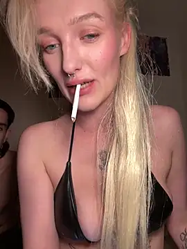 lovecassyrose online show from February 15, 2026, 8:52 pm