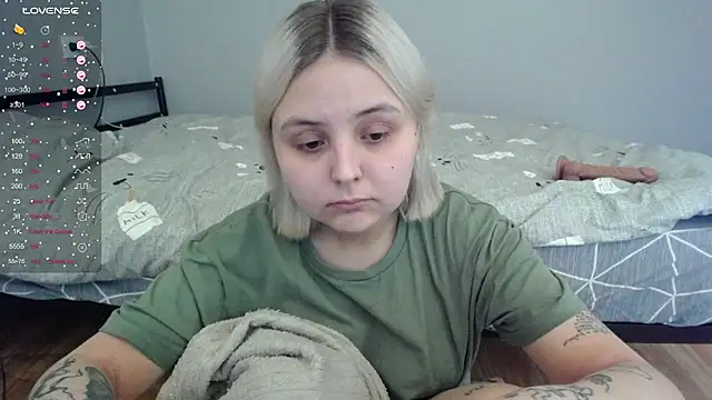 Snapshot of vendymories chatting on December 15, 2025, 6:30 am vendymories online show from December 15, 2025, 6:30 am