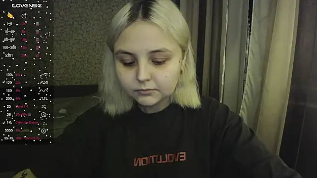 Snapshot of vendymories chatting on November 9, 2025, 2:48 am vendymories online show from November 9, 2025, 2:48 am