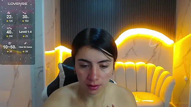 Eilyn love b online show from September 29, 2025, 12:55 pm