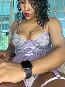 SophieD online show from February 16, 2026, 1:21 pm