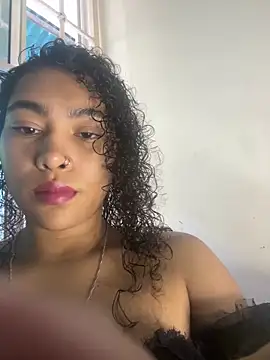 SophieD online show from December 20, 2025, 12:19 pm