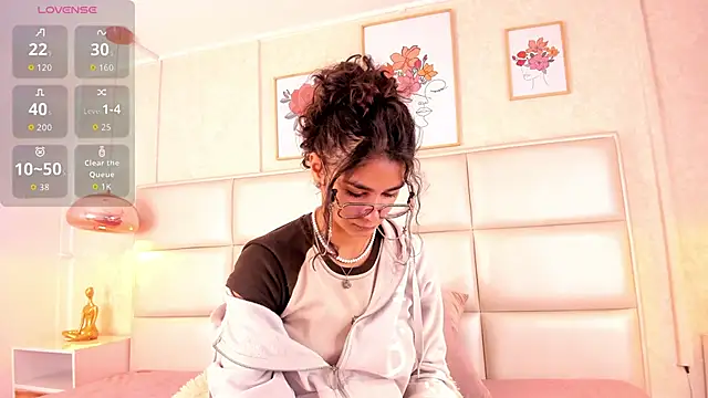 Puffy Hearts online show from October 26, 2025, 7:58 pm